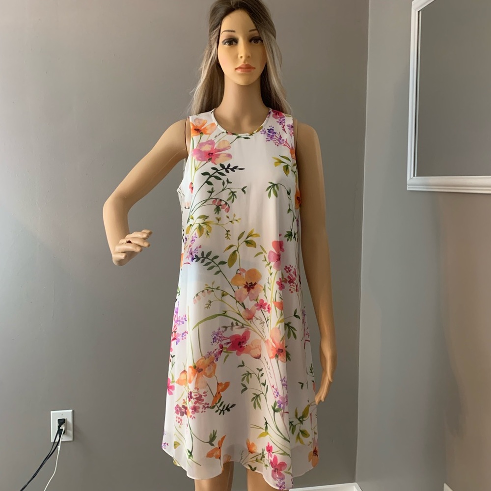 Women's Calvin Klein Dresses - Picture 4 of 6